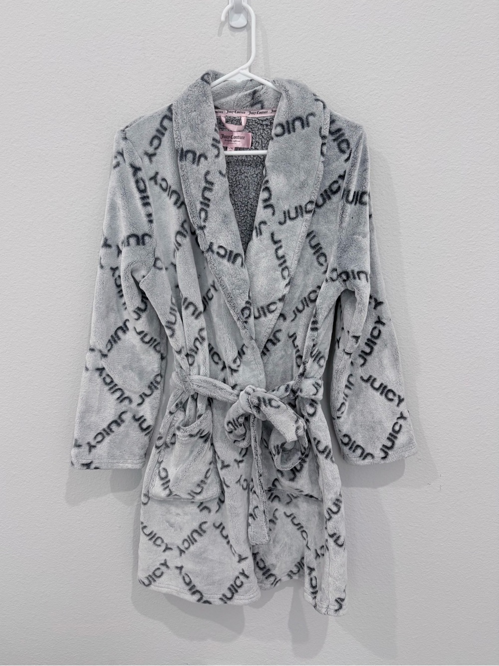 Juicy Couture Gray Plush Bathrobe Large XL Sleepwear Cozy Warm Loungewear
